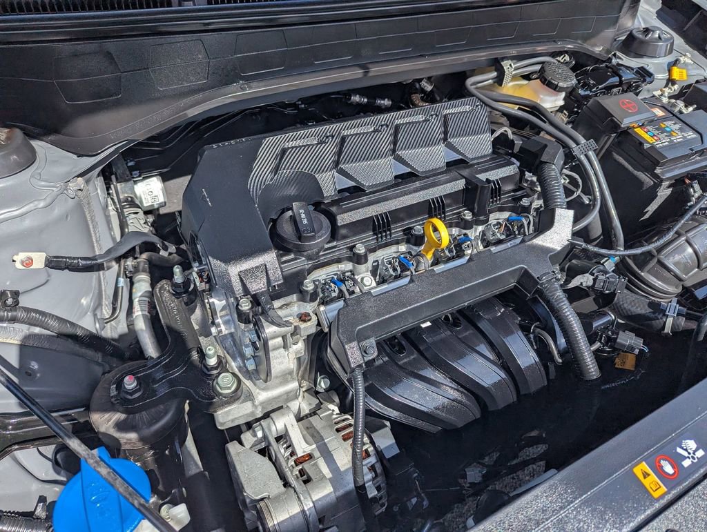 Used 2025 Hyundai Venue SEL FWD image 30