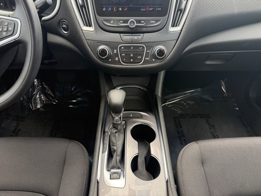 Used 2022 Chevrolet Malibu LT image 11