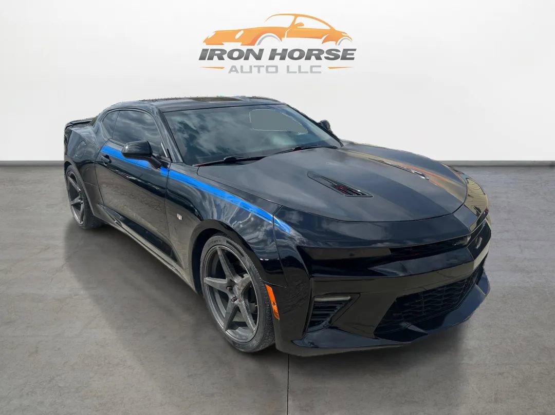Used 2018 Chevrolet Camaro LS RWD image 3