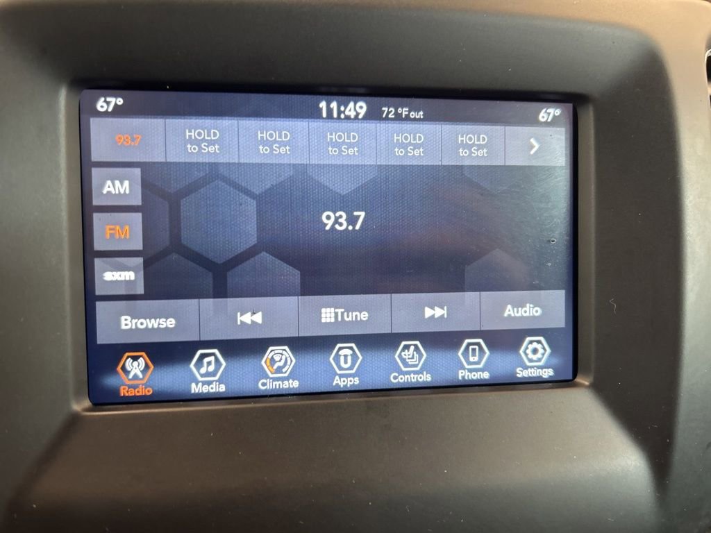 Used 2020 Jeep Compass Latitude w/ Cold Weather Group image 13