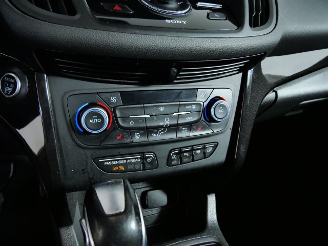 Certified 2019 Ford Escape Titanium AWD/4WD image 19