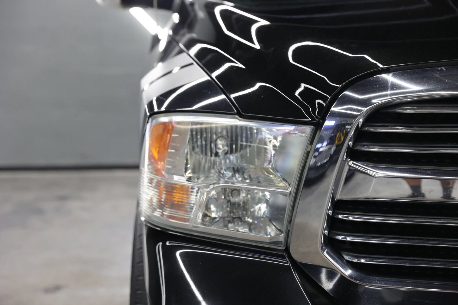 Used 2016 RAM 1500 Lone Star RWD image 5