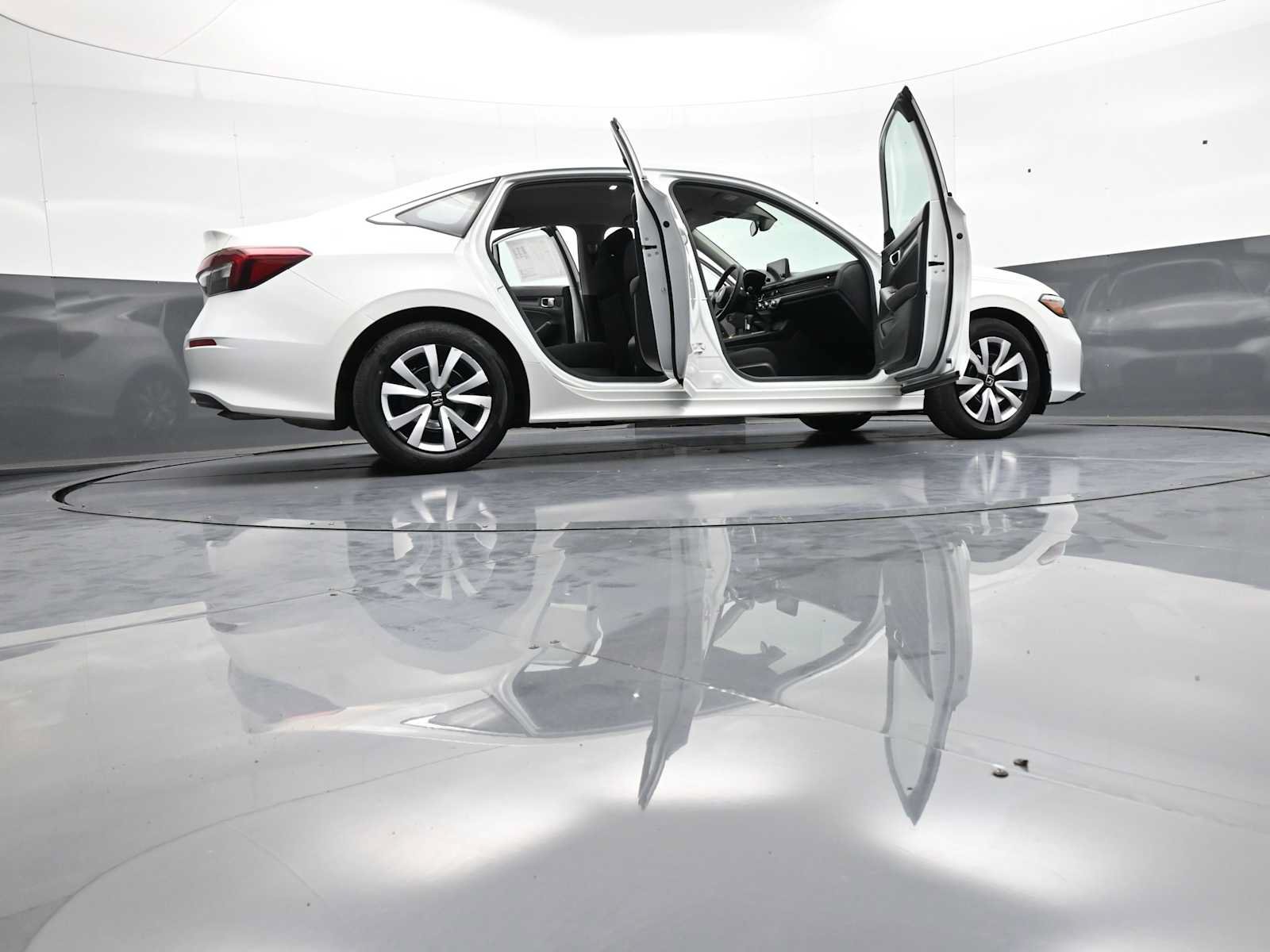 Used 2025 Honda Civic LX image 46