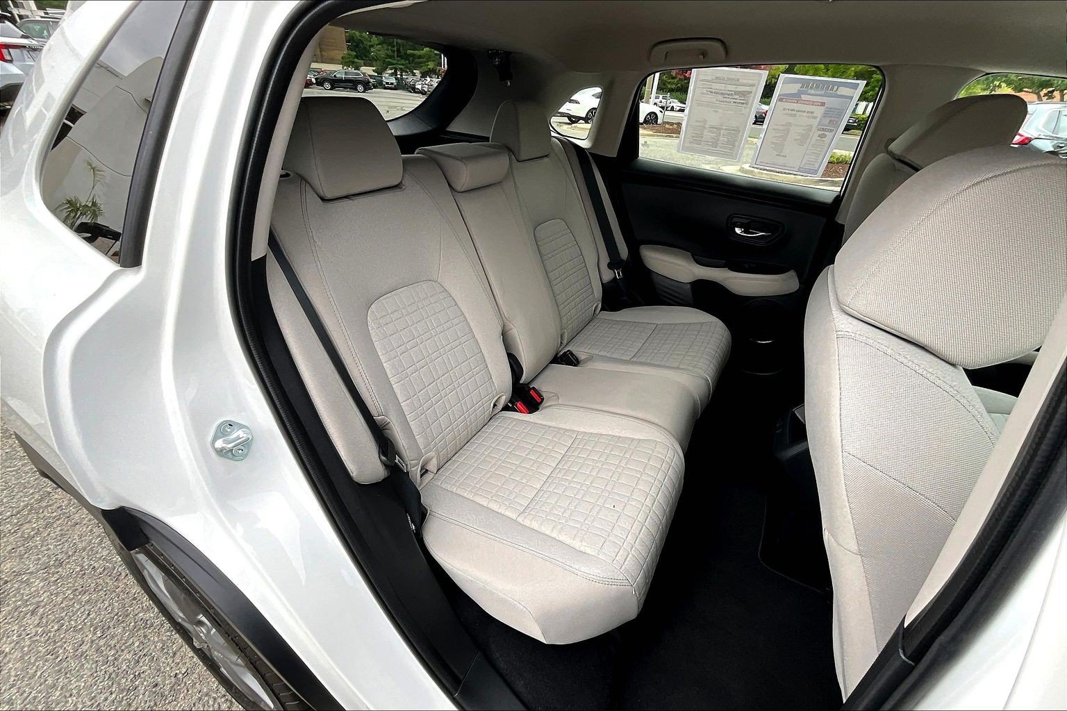 Used 2026 Honda HR-V LX image 27