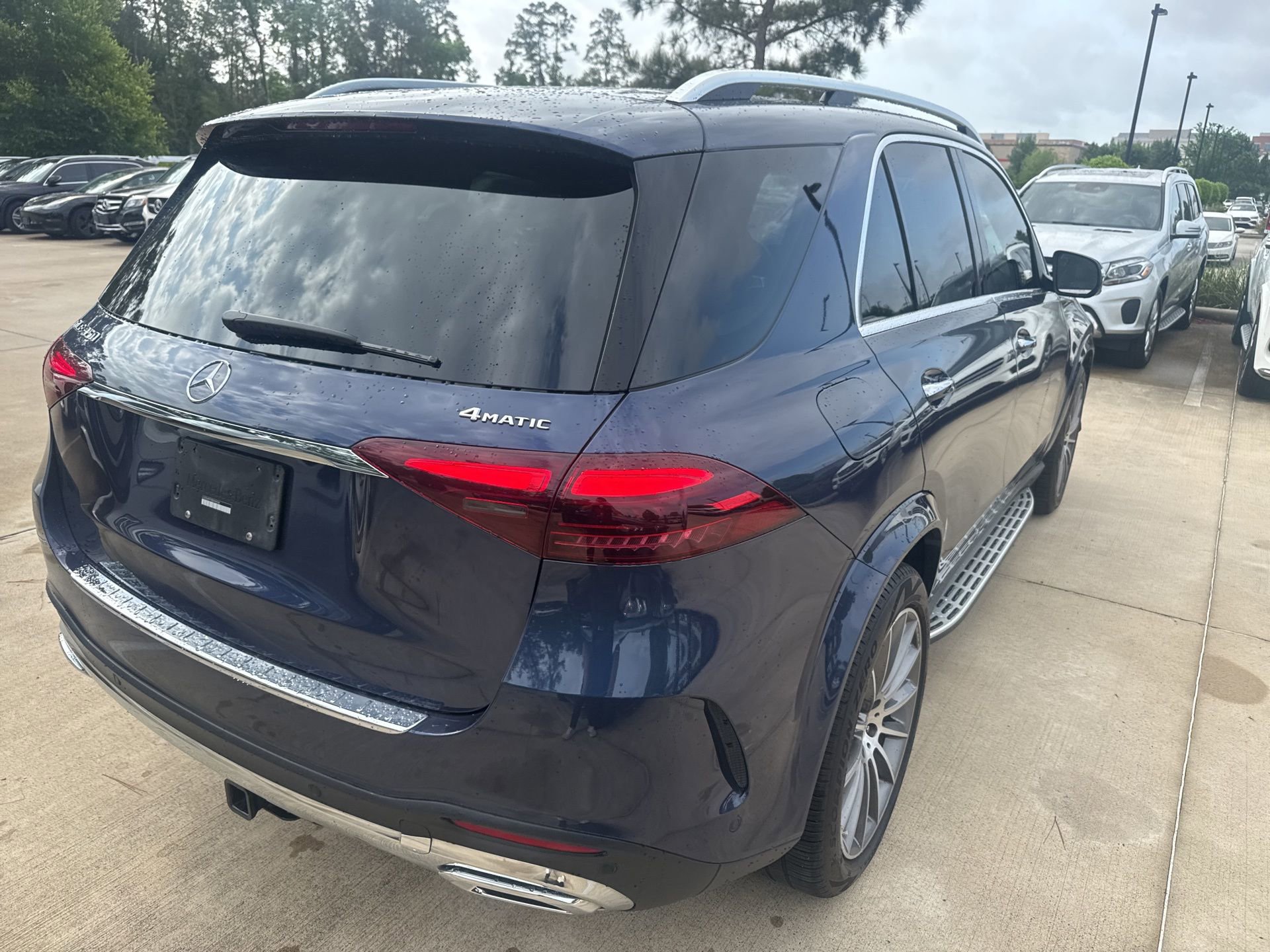 Certified 2024 Mercedes-Benz GLE 350 4MATIC image 4