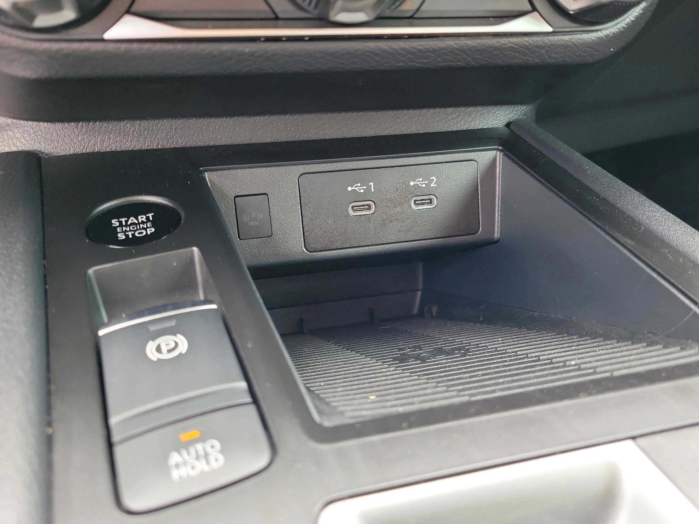 Certified 2025 Nissan Kicks SV image 13