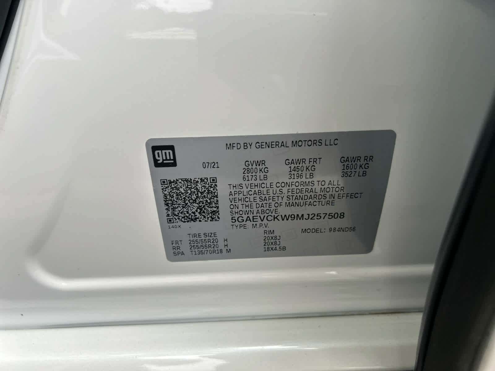 Used 2021 Buick Enclave Avenir w/ Avenir Technology Package AWD/4WD image 16
