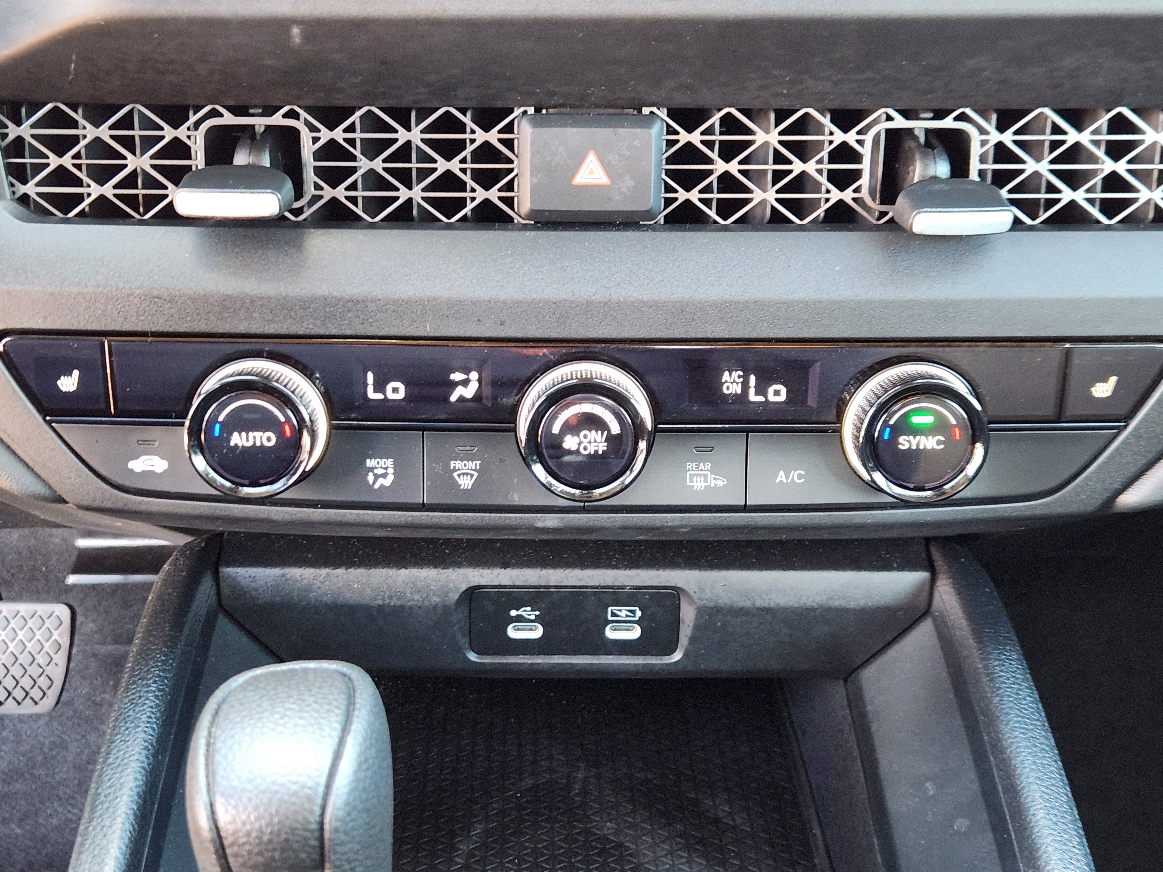 Certified 2025 Honda Accord SE image 21