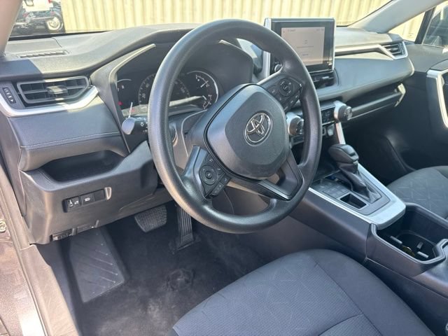 Used 2024 Toyota RAV4 XLE AWD/4WD image 15