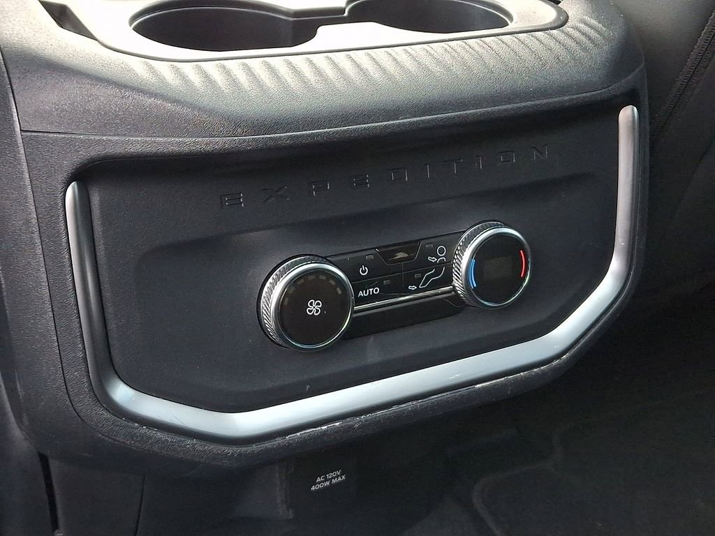 Certified 2025 Ford Expedition Active image 11