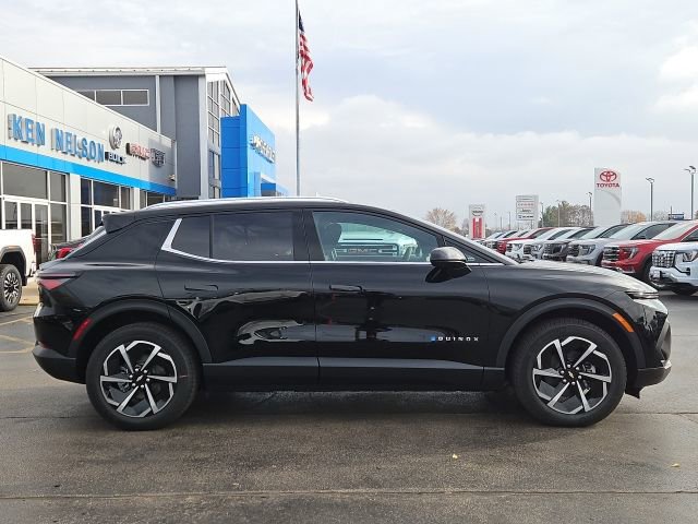 New 2026 Chevrolet Equinox EV LT AWD/4WD image 13
