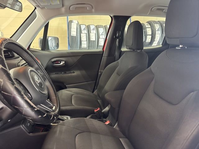 Used 2018 Jeep Renegade Sport w/ Power & Air Group image 7