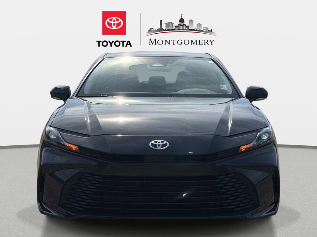 Used 2025 Toyota Camry LE w/ Convenience Package image 9