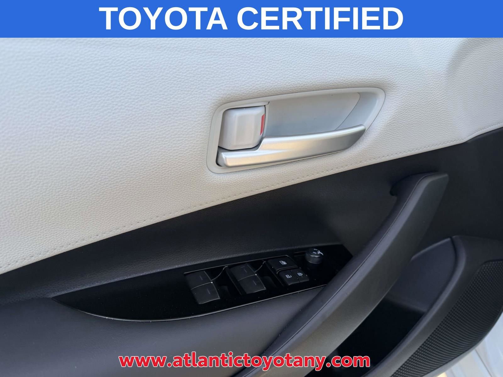 Certified 2025 Toyota Corolla SE image 20