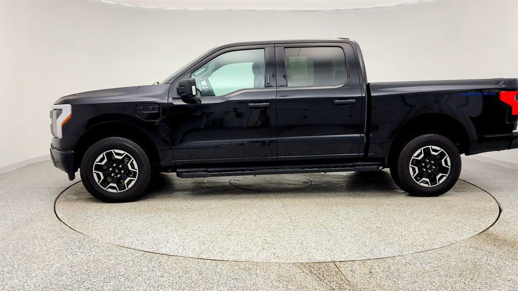 Used 2023 Ford F150 Lightning XLT image 8