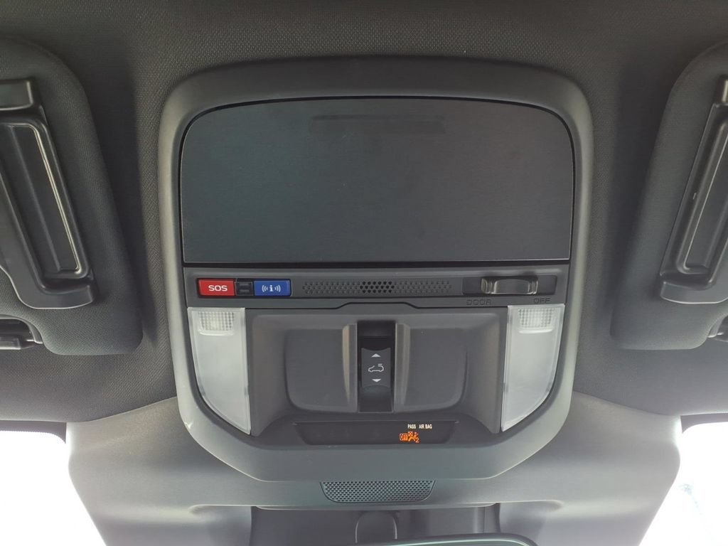 Used 2025 Subaru Forester Premium AWD/4WD image 22