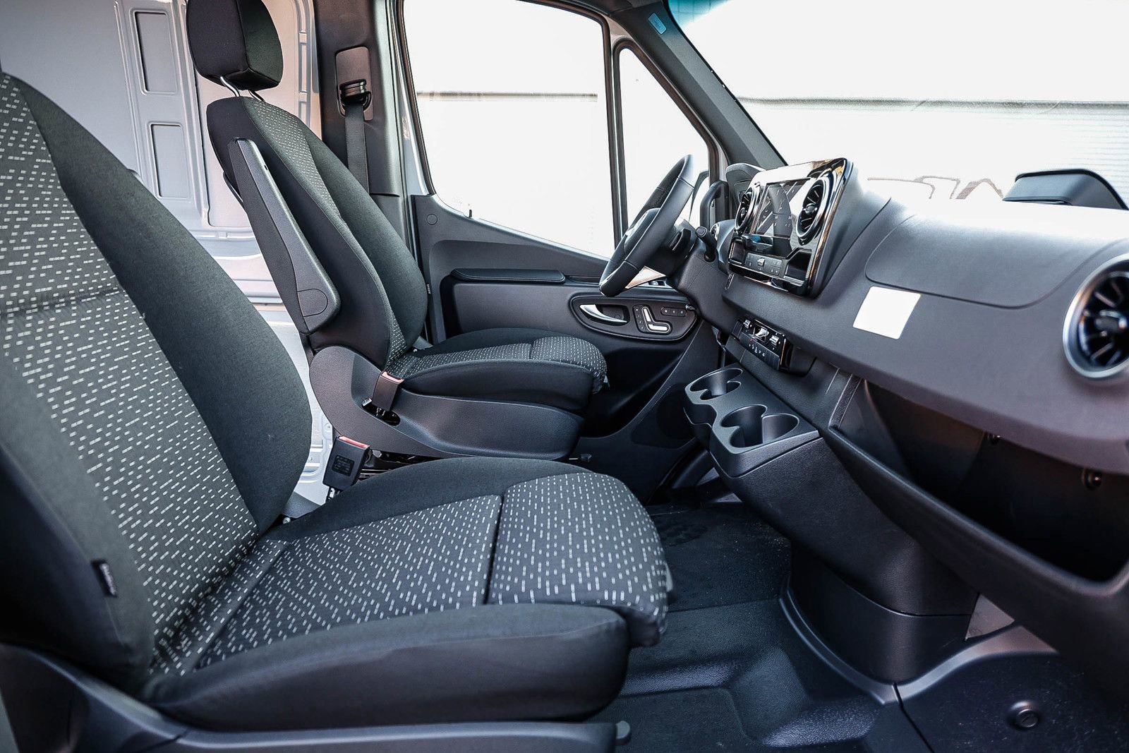 New 2026 Mercedes-Benz Sprinter 2500 image 16