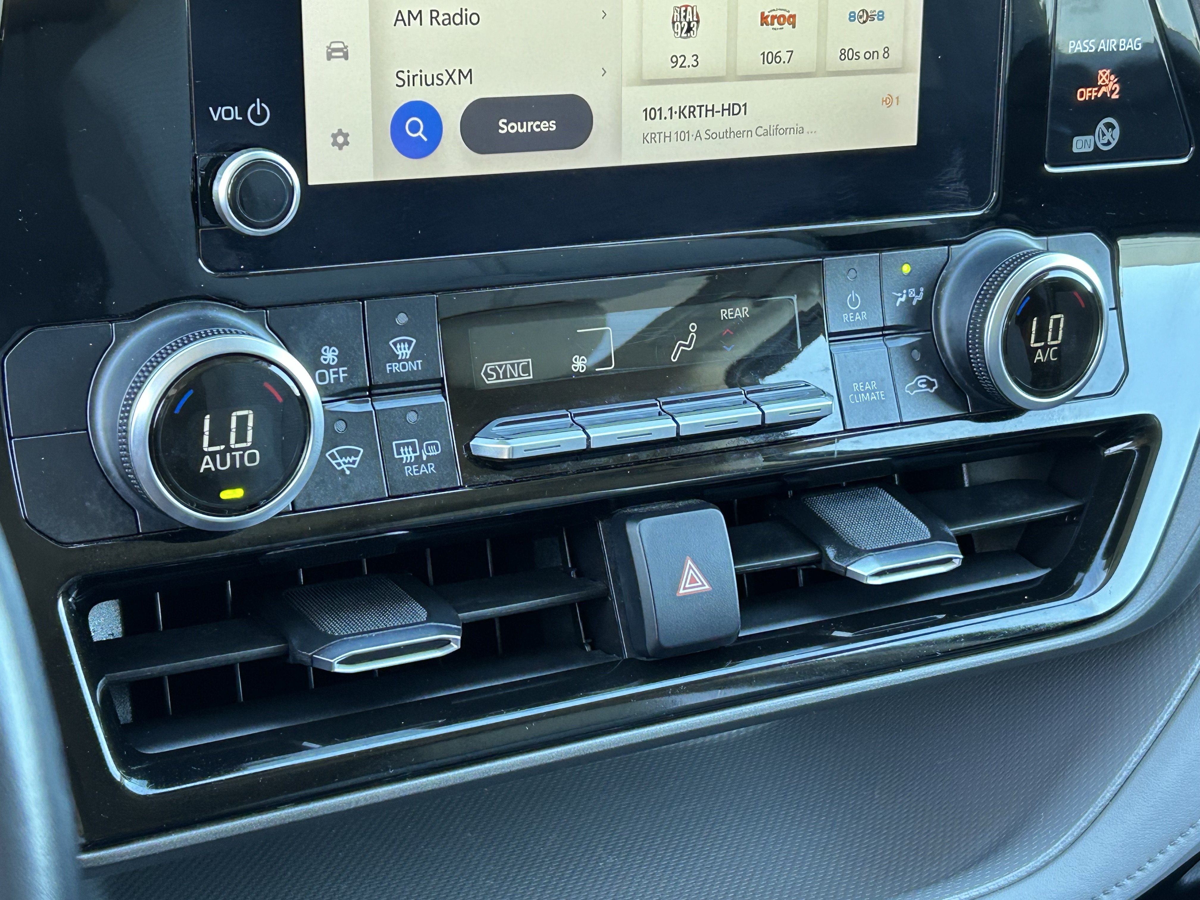 Certified 2023 Toyota Highlander LE FWD image 23