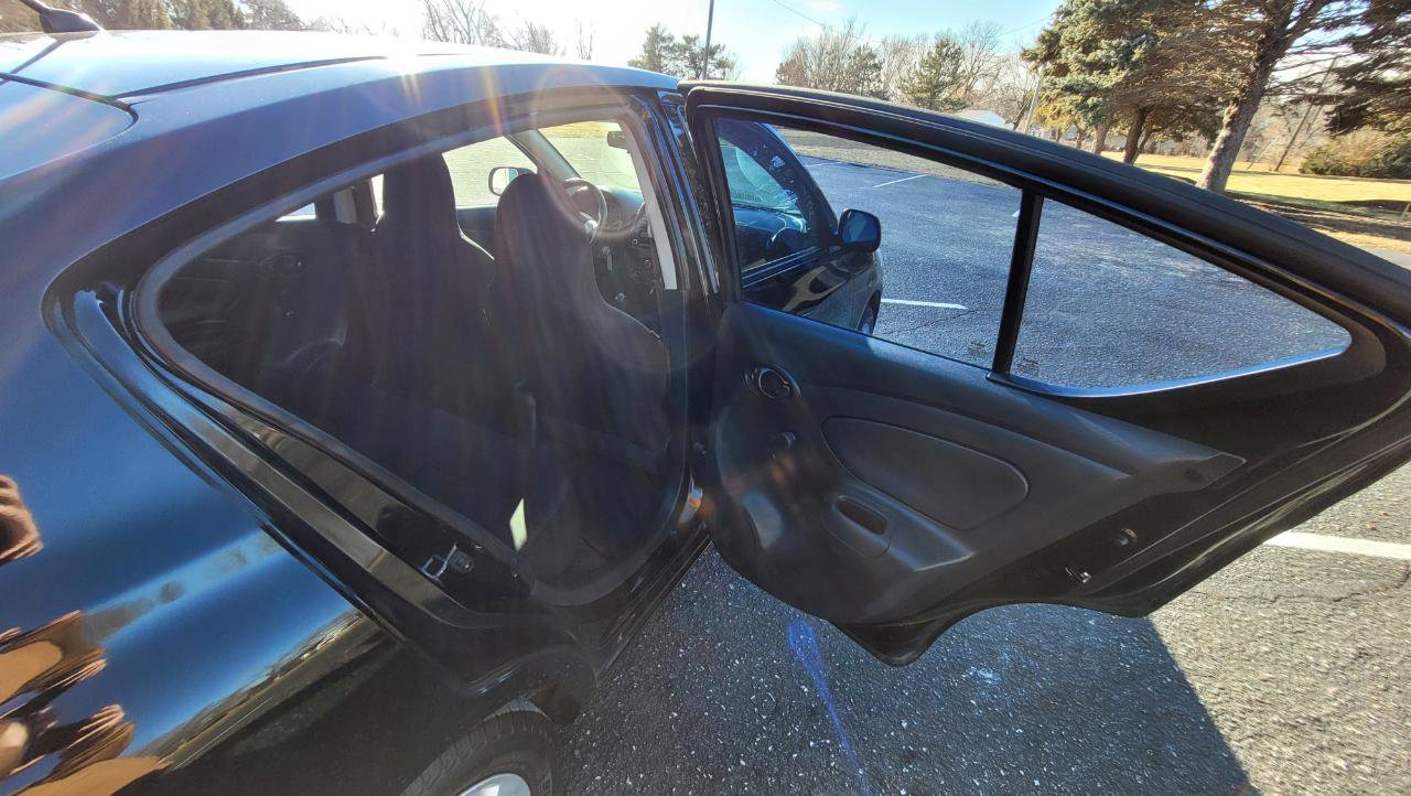Used 2015 Nissan Versa S image 18