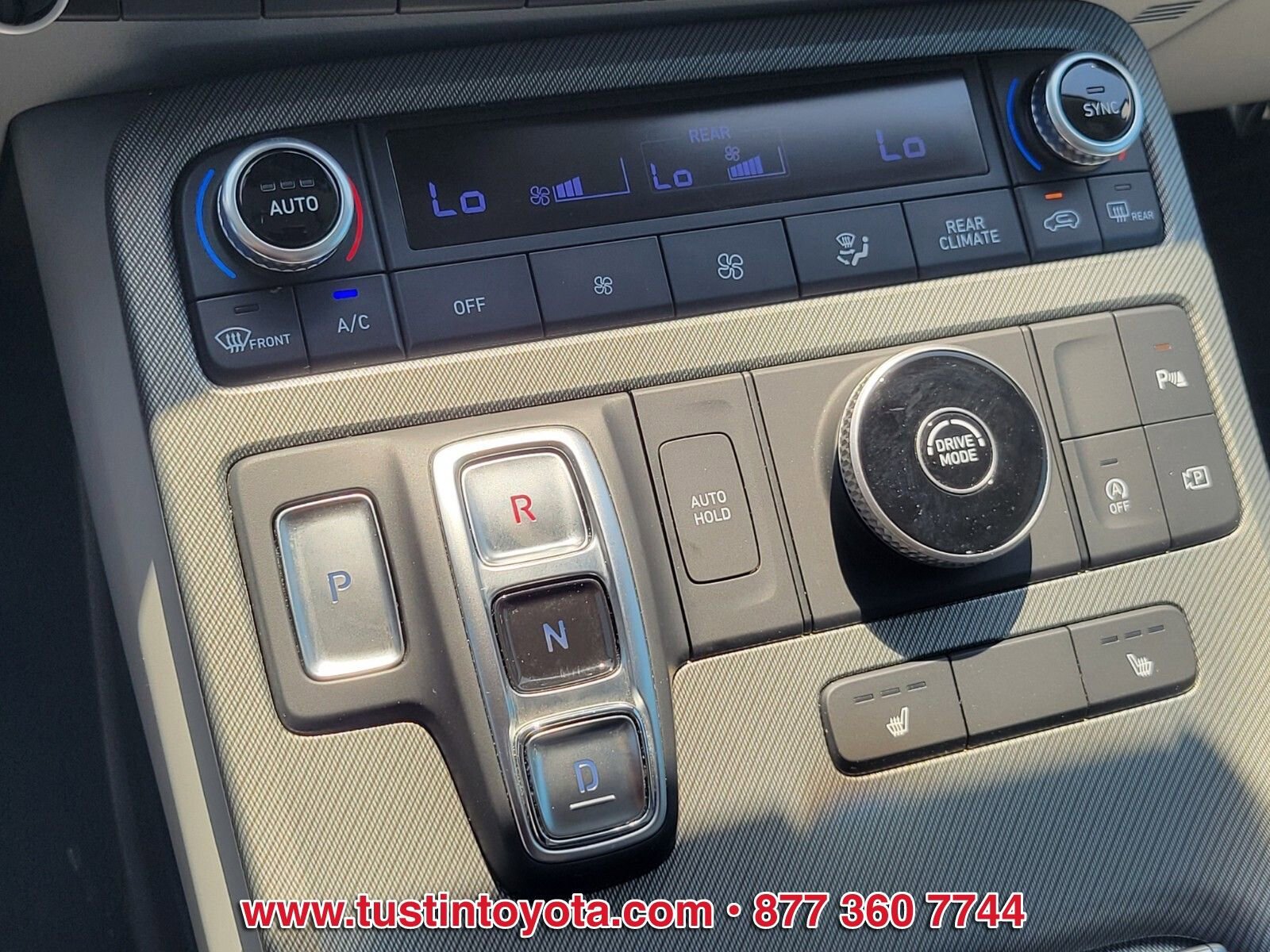 Used 2023 Hyundai Palisade SEL w/ Cargo Package FWD image 25