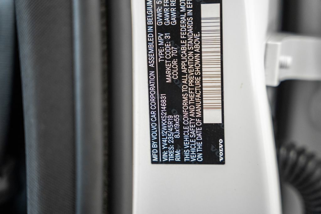 Used 2025 Volvo V60 B5 Cross Country Plus image 38