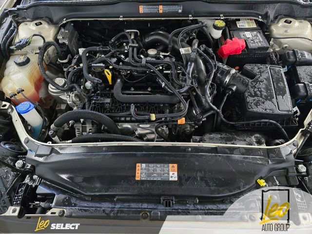 Used 2018 Ford Fusion SE image 20