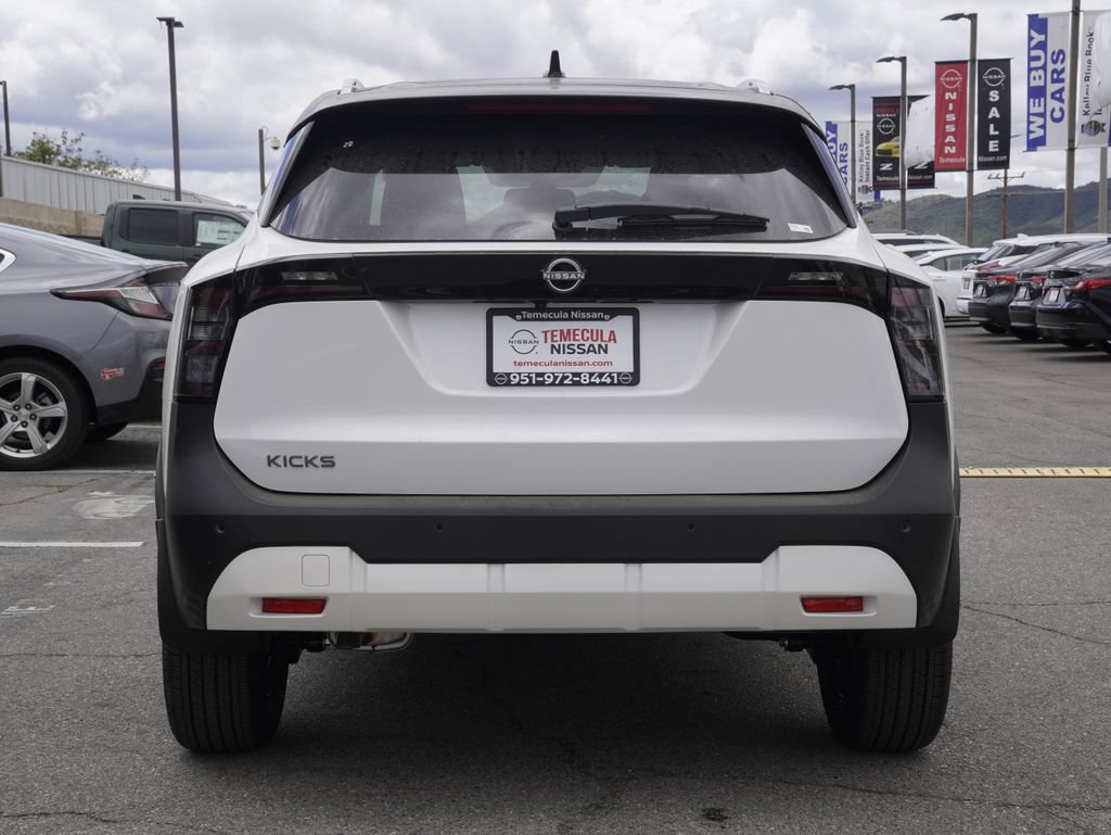 New 2026 Nissan Kicks SV FWD image 5