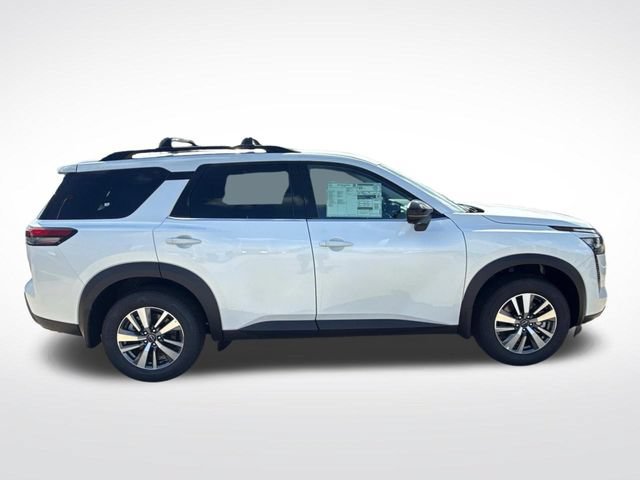 New 2026 Nissan Pathfinder SL FWD image 9