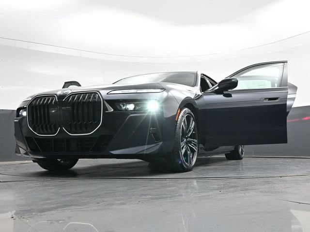 New 2026 BMW i7 xDrive60 w/ Executive Package AWD/4WD image 40