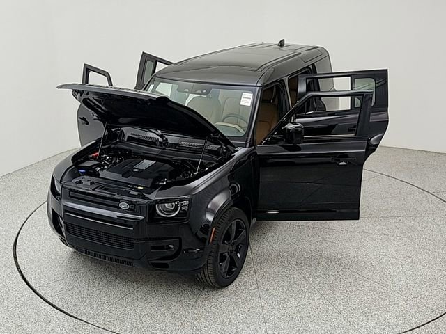 New 2026 Land Rover Defender 110 X-Dynamic SE AWD/4WD image 37