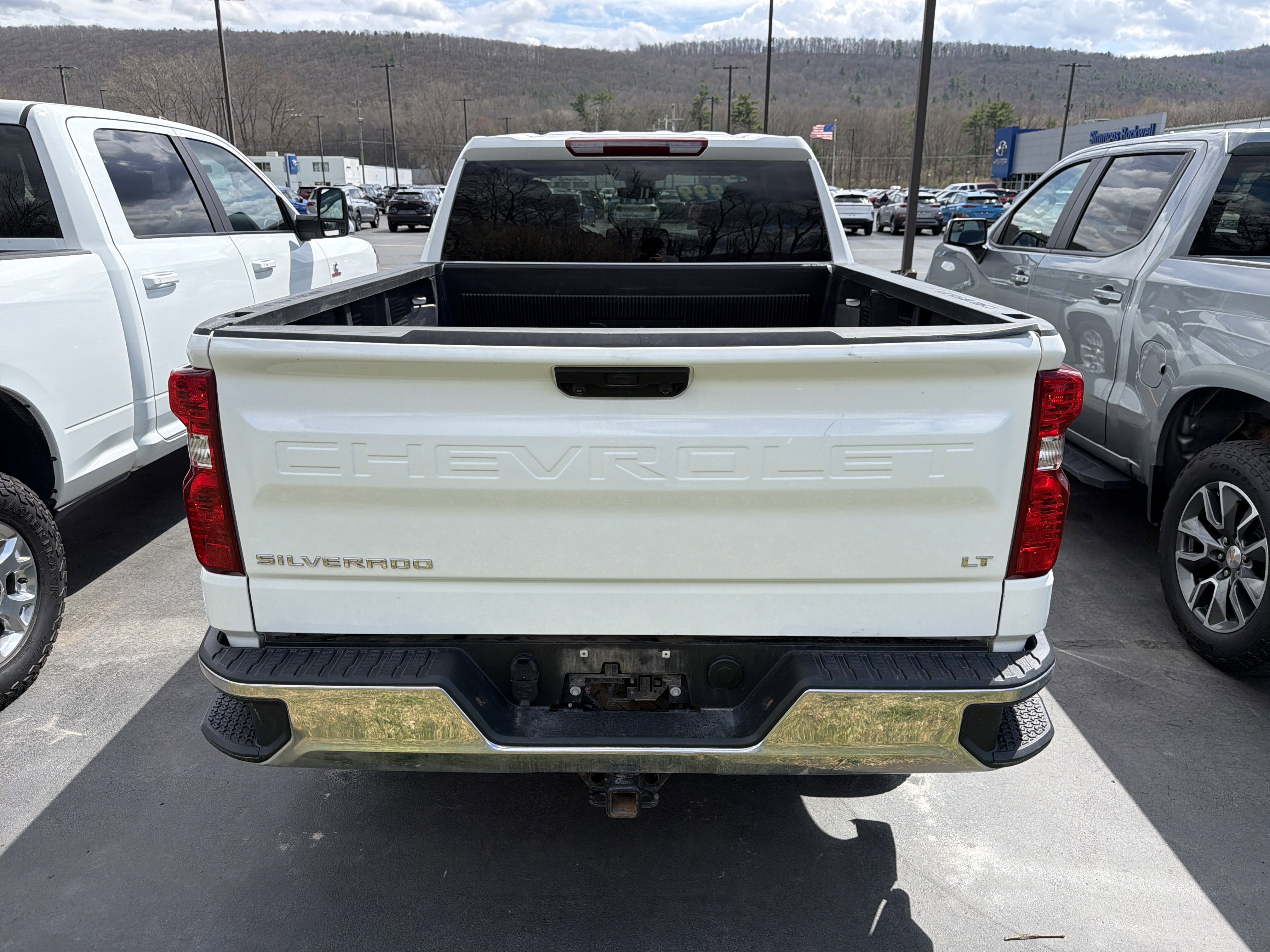 Used 2025 Chevrolet Silverado 1500 LT w/ Work Truck Package image 5