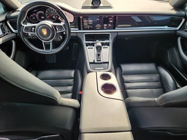 Used 2018 Porsche Panamera 4S image 13