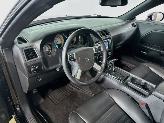 Used 2010 Dodge Challenger R/T RWD image 19