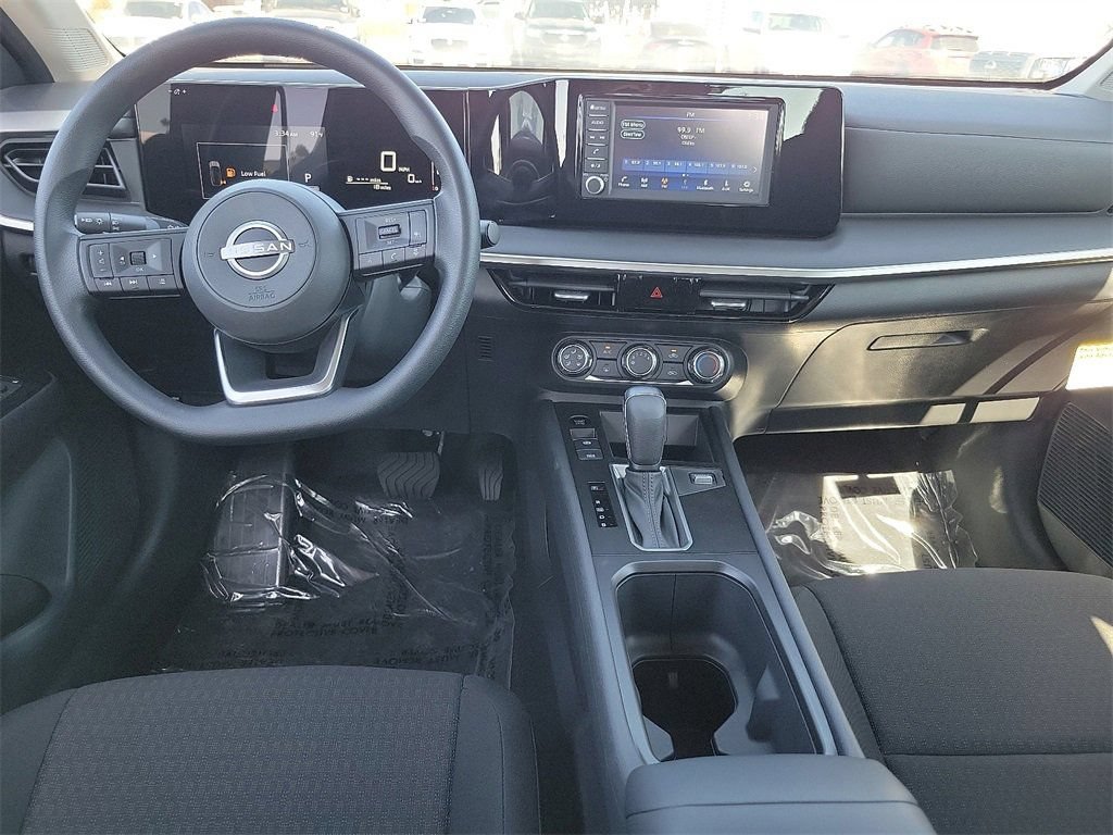 New 2025 Nissan Kicks S AWD/4WD image 4