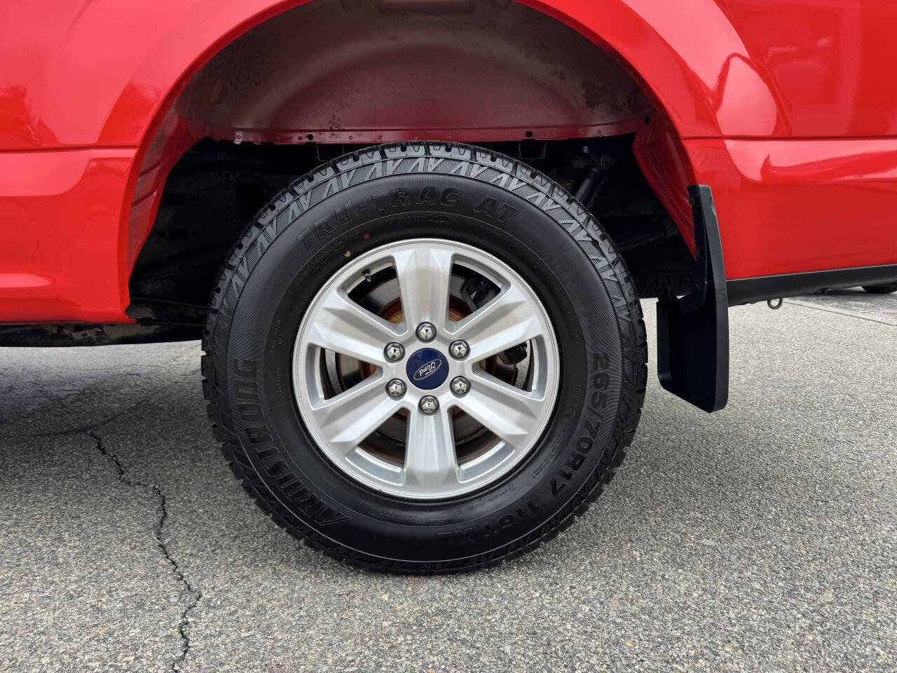 Used 2015 Ford F150 XLT w/ Equipment Group 301A Mid AWD/4WD image 6