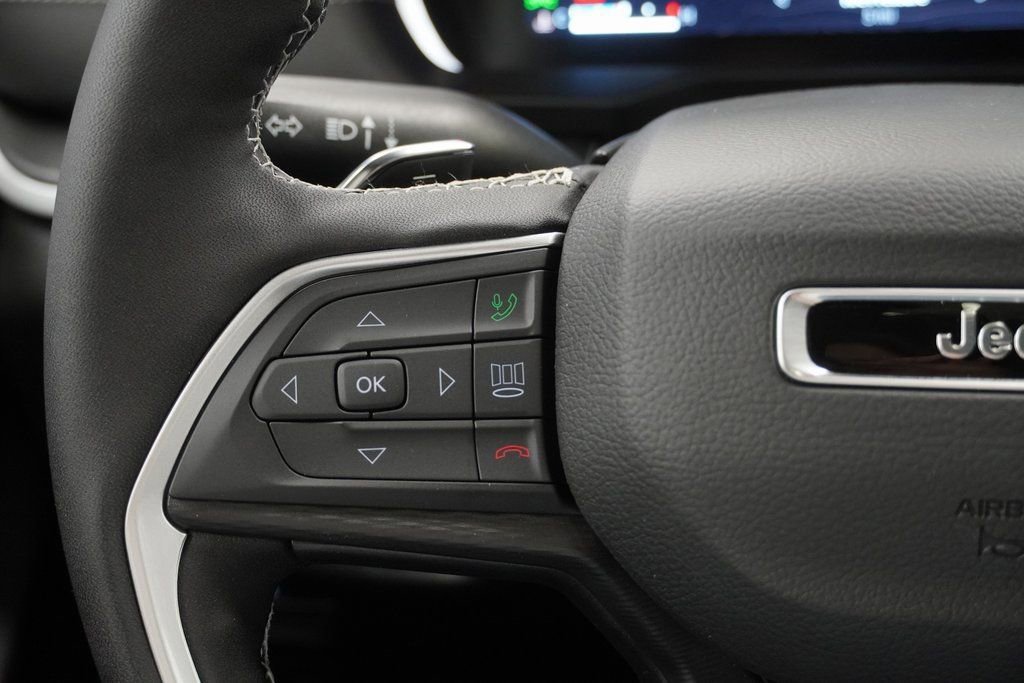 New 2026 Jeep Grand Cherokee Laredo image 26