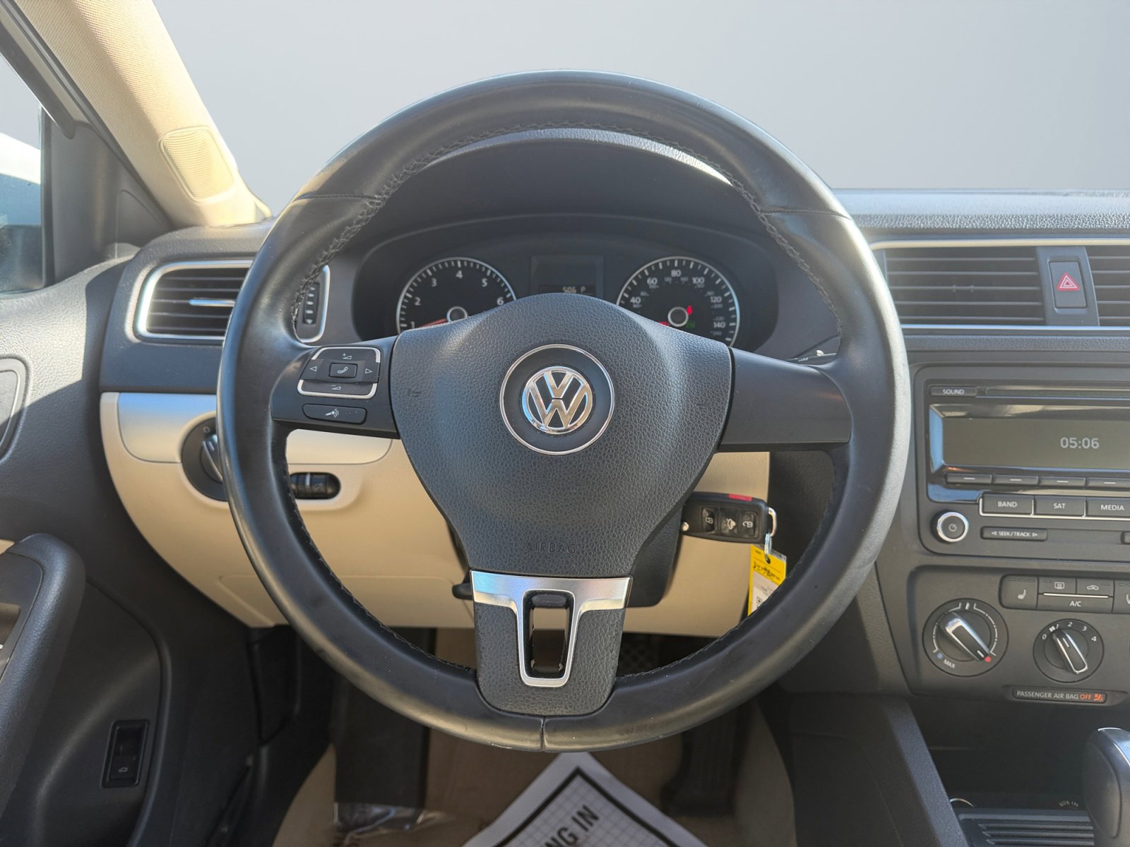 Used 2014 Volkswagen Jetta SE FWD image 13