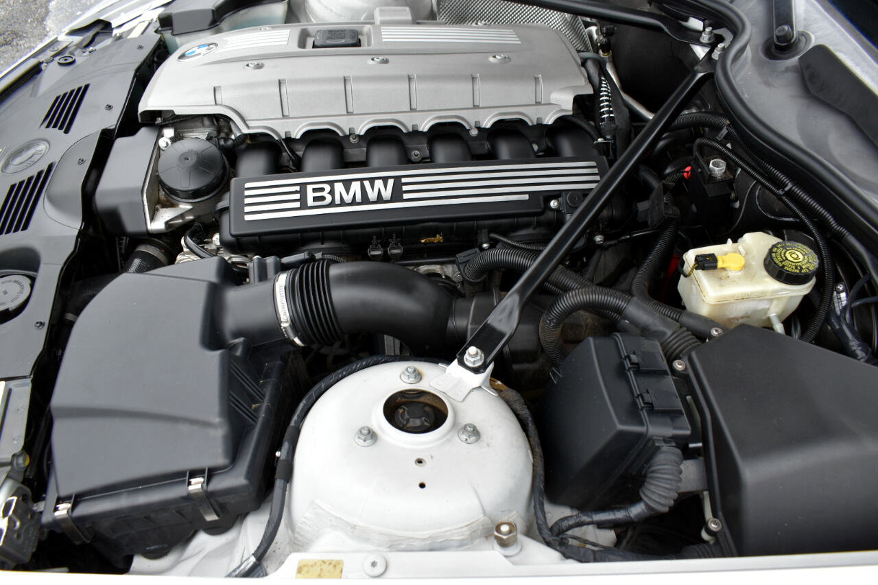 Used 2006 BMW Z4 3.0i image 51