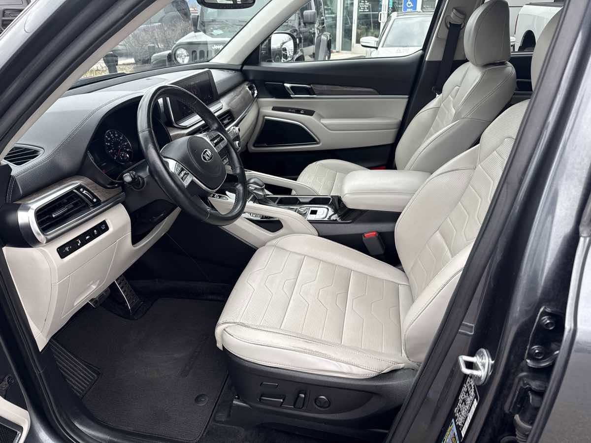 Used 2020 Kia Telluride SX w/ SX Prestige Package image 15