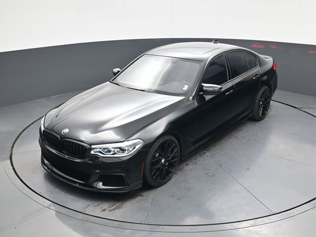 Used 2020 BMW M550i xDrive image 1