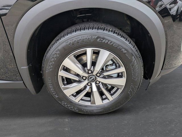 New 2026 Nissan Pathfinder SL image 9