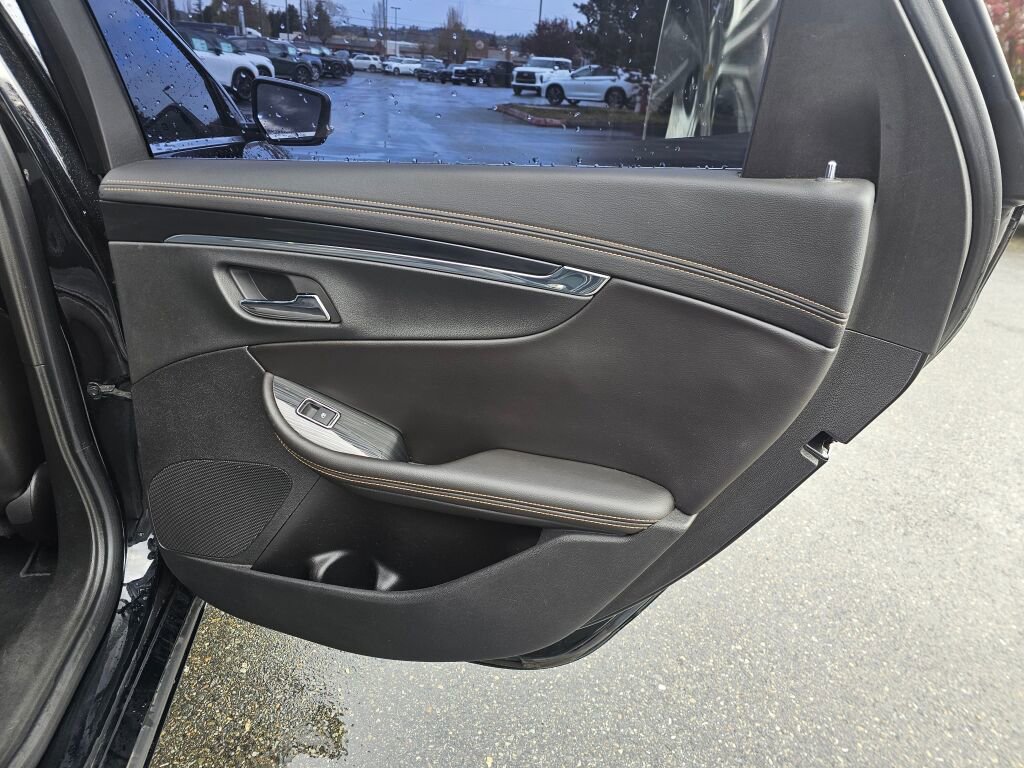 Used 2016 Chevrolet Impala LTZ w/ Enhanced Convenience Package image 15