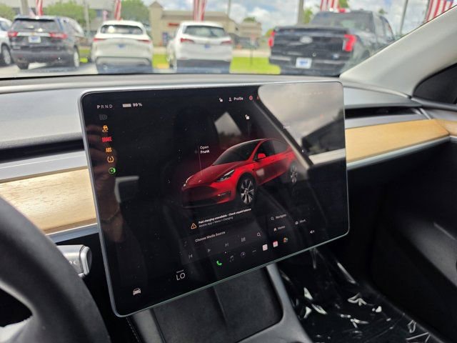 Used 2023 Tesla Model Y Long Range image 20