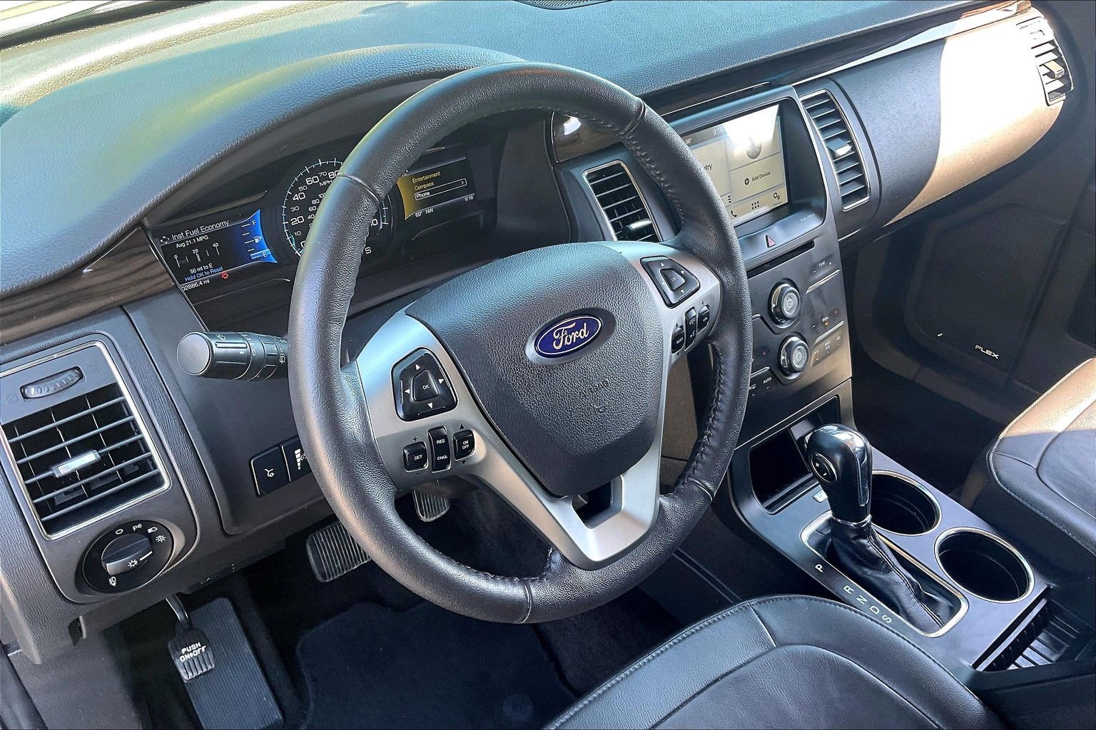 Used 2017 Ford Flex SEL w/ Equipment Group 202A AWD/4WD image 14