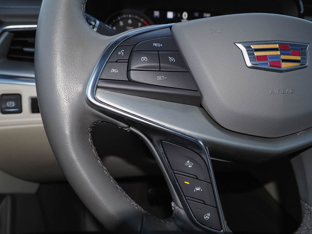 Used 2023 Cadillac XT5 Premium Luxury w/ Technology Package image 31