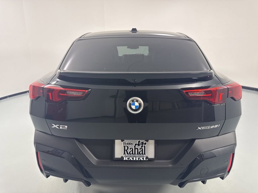 New 2026 BMW X2 xDrive28i w/ Technology Package AWD/4WD image 6