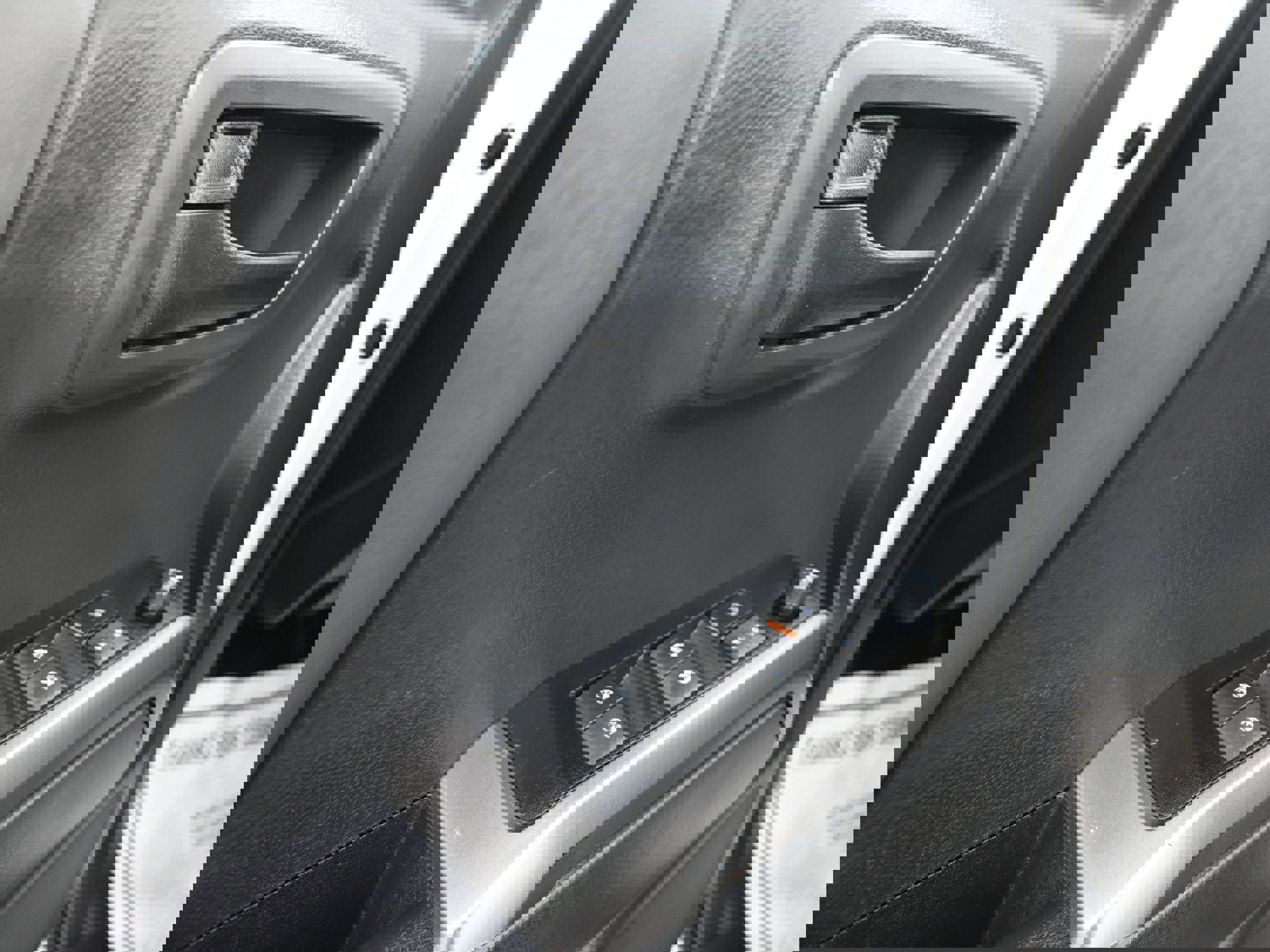 Used 2023 Toyota Tacoma SR5 w/ Technology Package image 25