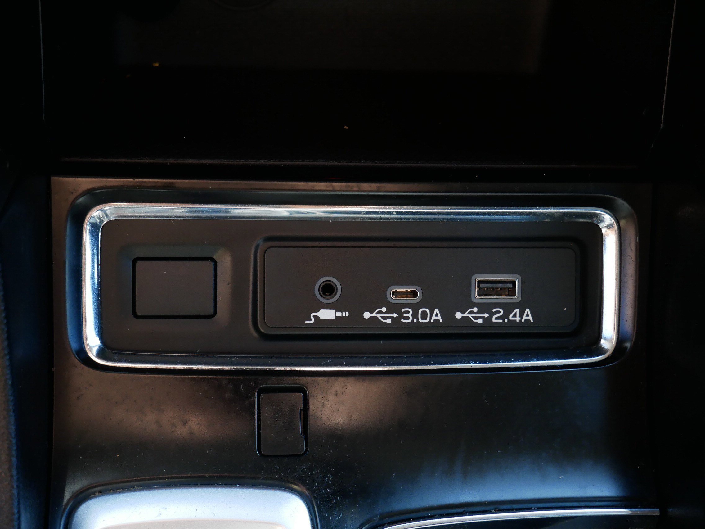 Used 2023 Subaru Ascent Premium image 30