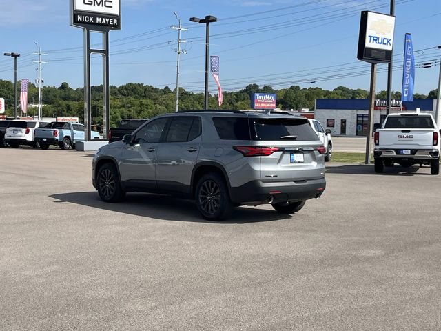 Used 2023 Chevrolet Traverse RS w/ LPO, Floor Liner Package FWD image 5