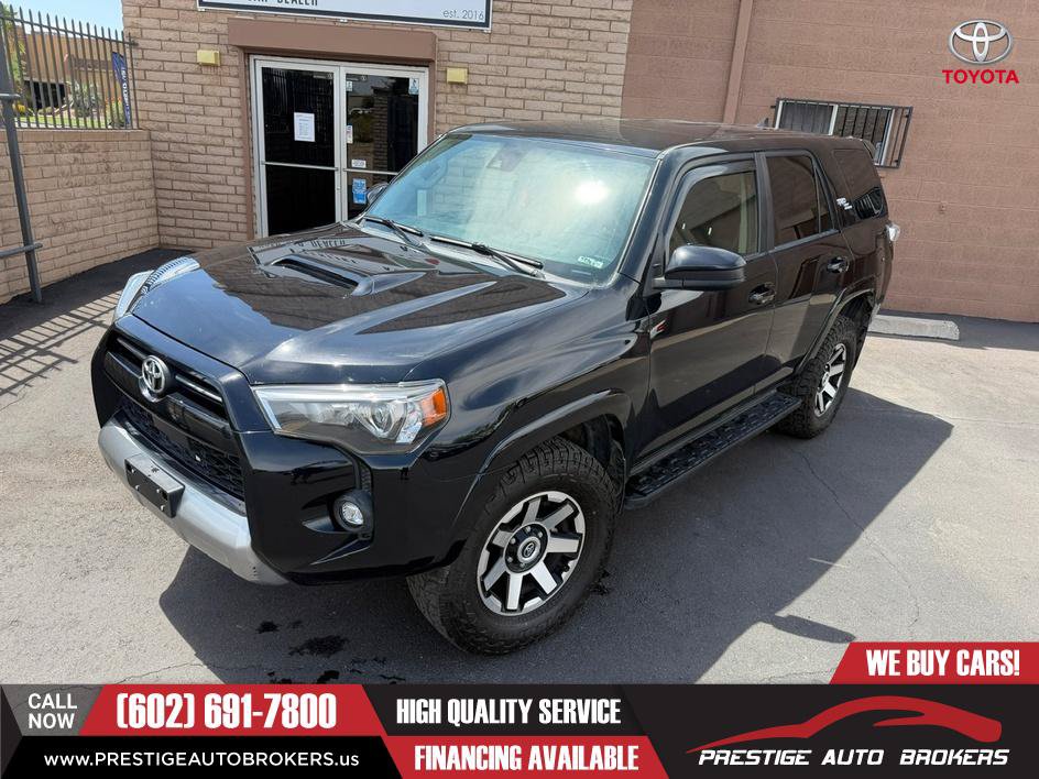 Used 2022 Toyota 4Runner TRD Off-Road AWD/4WD image 2